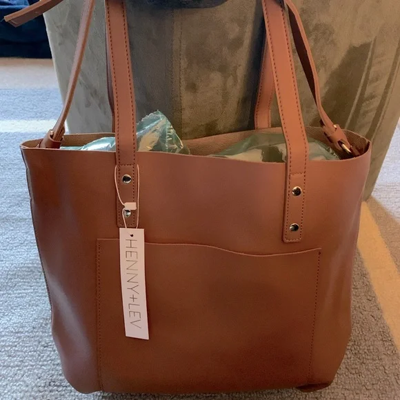 Tan Henny and Lev vegan leather tote with gold hardware - Picture 1 of 1